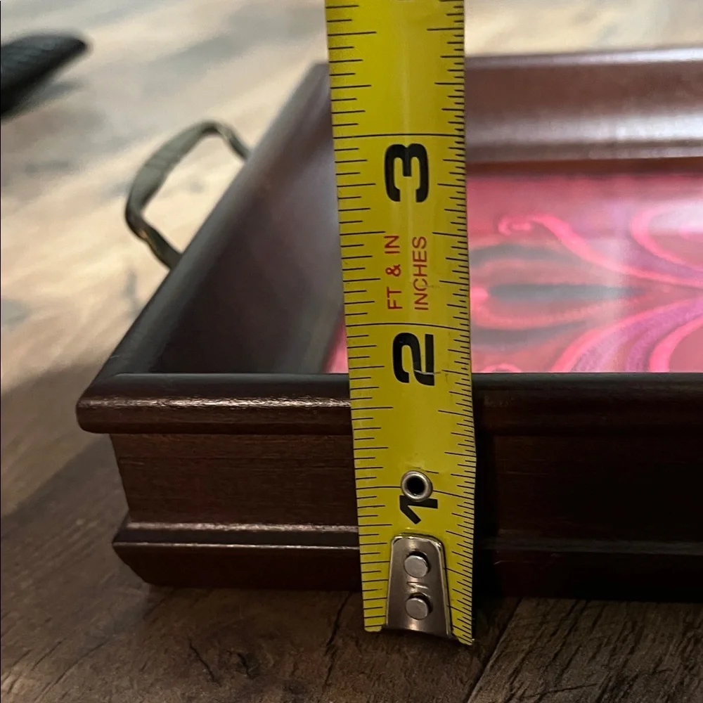 Elegant Wooden Serving Tray with Red and Pink Design